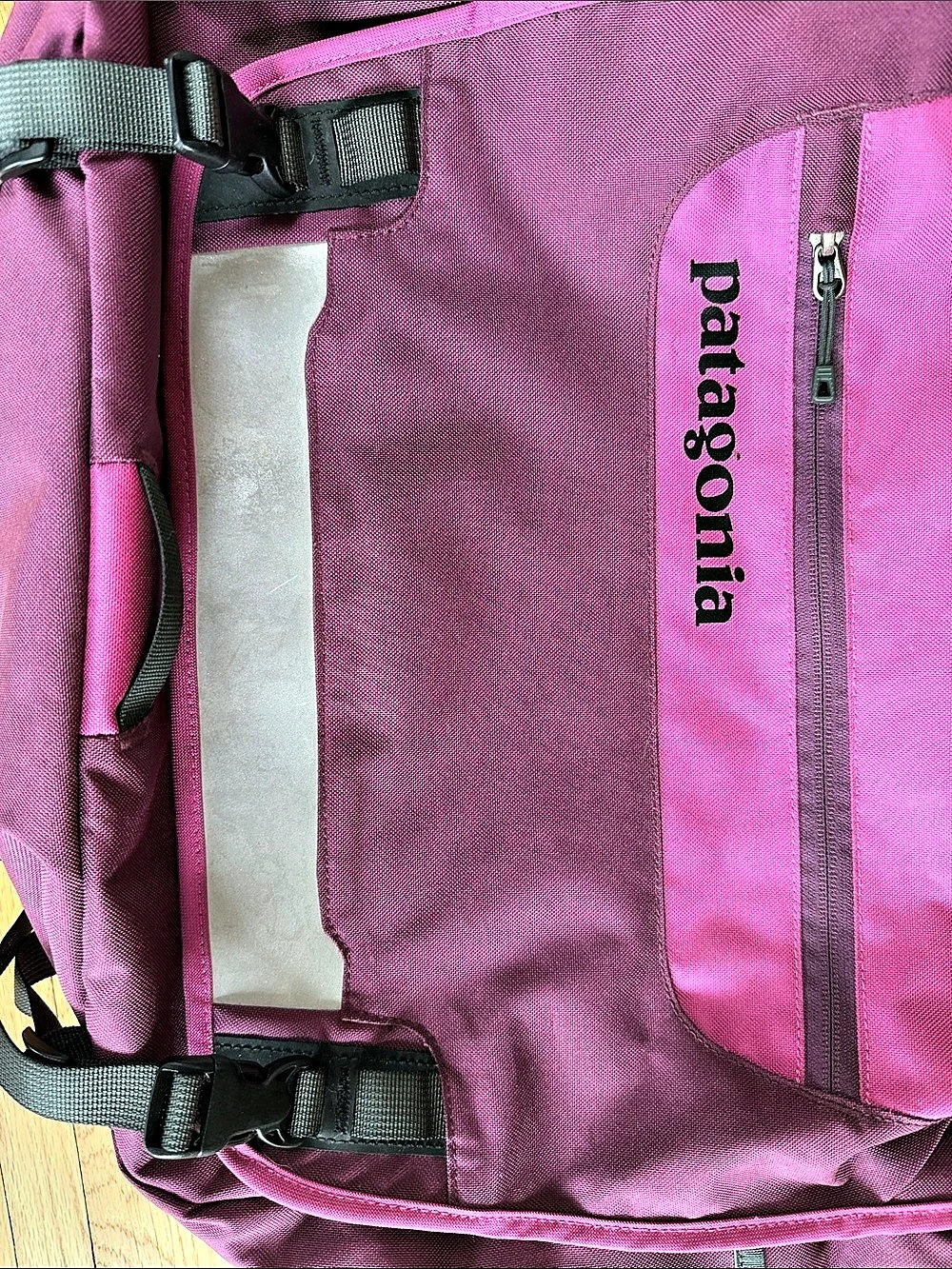 Patagonia Half Mass Messenger Bag - Picture 4 of 7